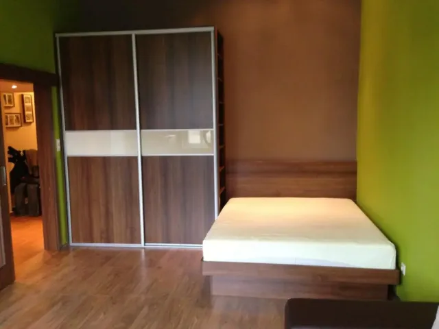 28-Haloszoba-Butor-Design-Asztalos