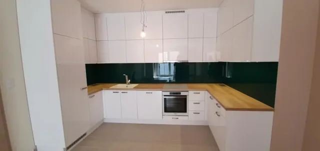 16-Modern-Konyhabutor-Design-Asztalos