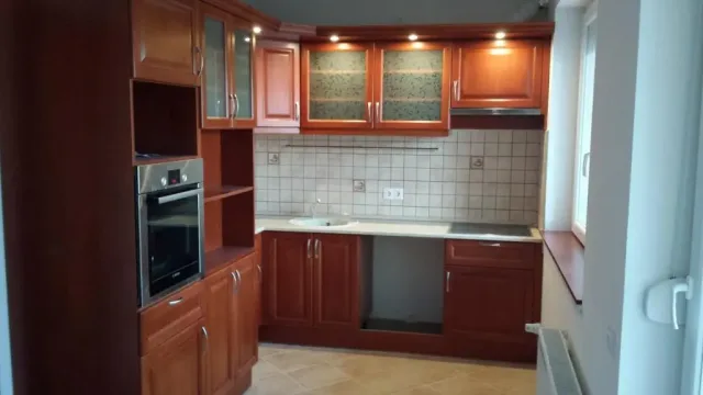 23-Rusztikus-Klasszikus-Konyhabutor-Design-Asztalos