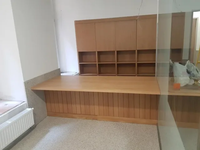 05-Iroda-Design-Asztalos