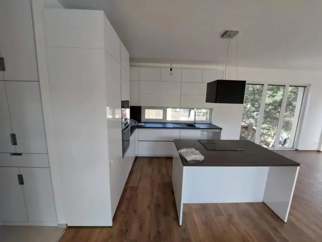 61-Modern-Konyhabutor-Design-Asztalos