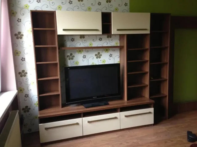 16-Nappali-butor-Design-Asztalos
