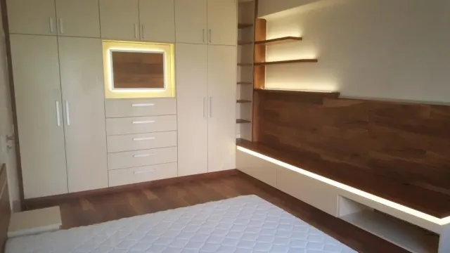 33-Beepitett-Szekrenyek-Design-Asztalos